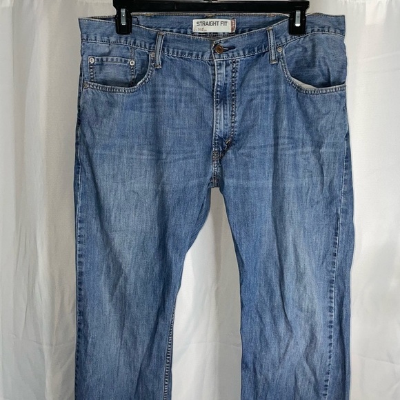 Levi's 505 Jean Straight Leg Regular Fit High Rise Zipper Fly Demin Blue Jeans - Picture 5 of 10